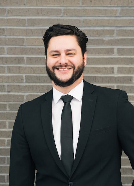 Cameron Razzaghi, Real Estate Consultant