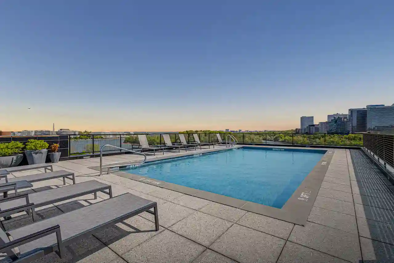 image of a rooftop swimming pool in a Washington DC condo